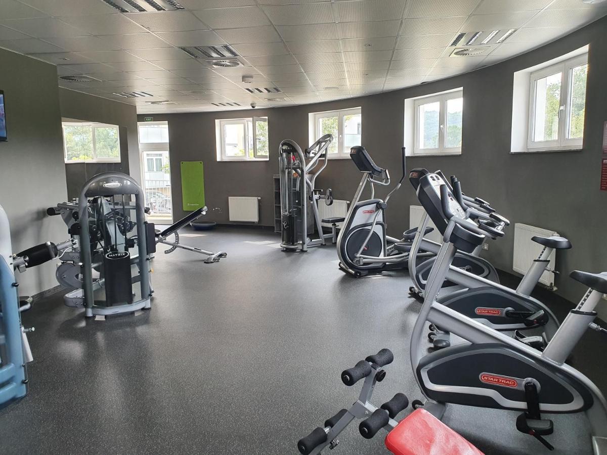 Appartamento Apartmán s wellness Karlovy Vary Esterno foto